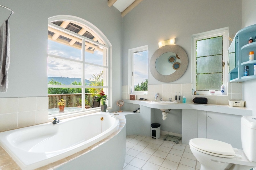 6 Bedroom Property for Sale in Wilderness Central Western Cape